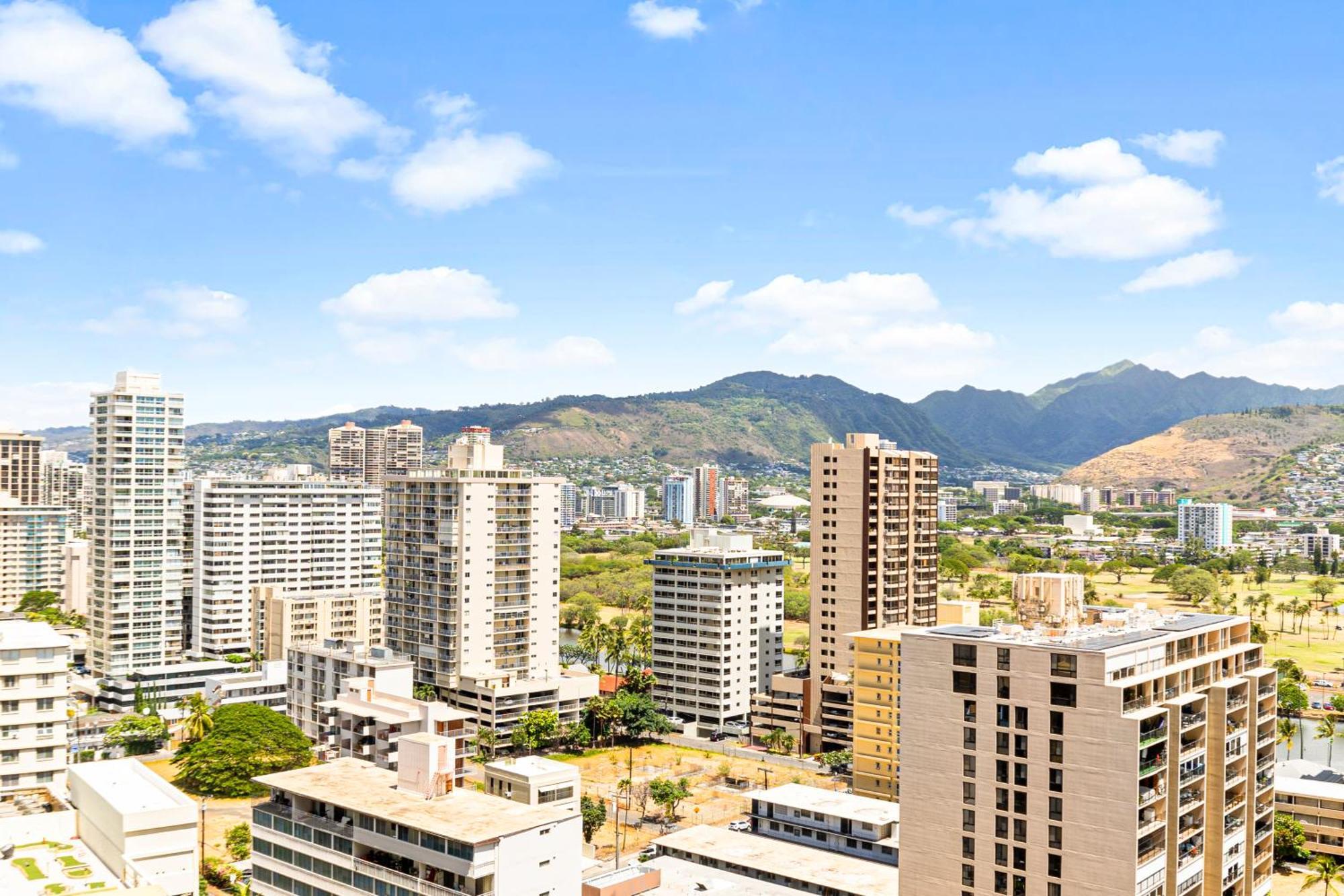 Great Ocean View Condo, Near Beach With Free Parking! Honolulu Extérieur photo
