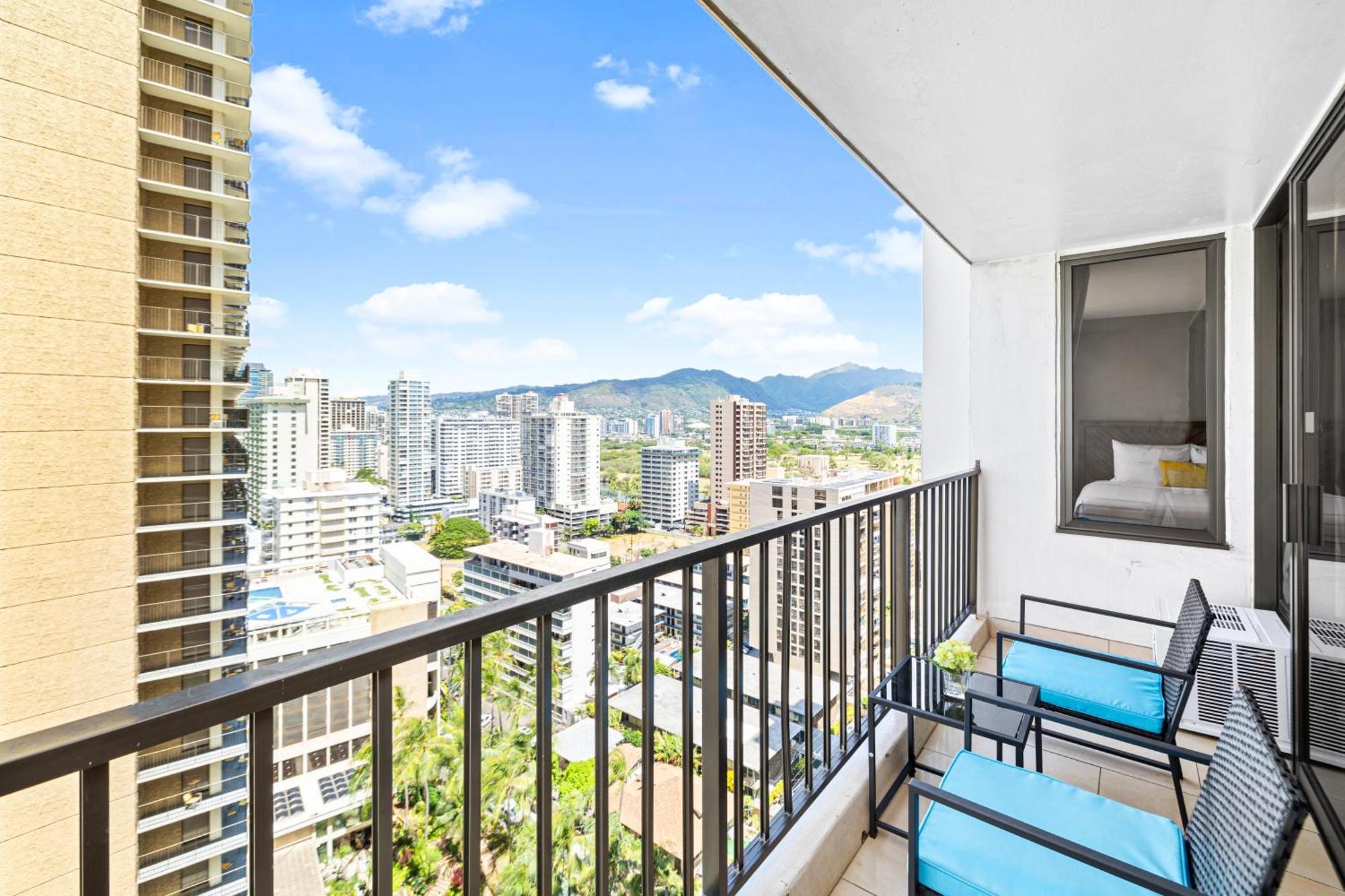 Great Ocean View Condo, Near Beach With Free Parking! Honolulu Extérieur photo